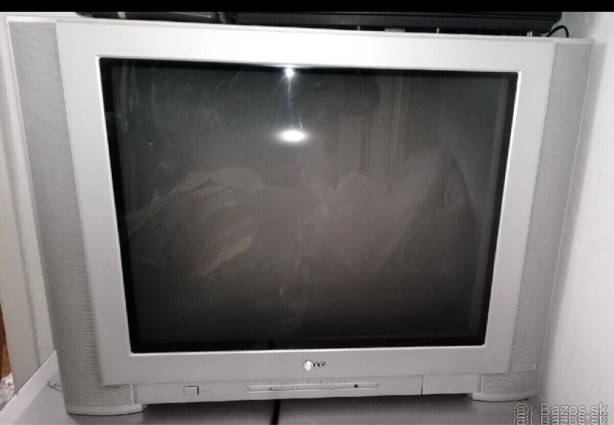 TV LG 72cm