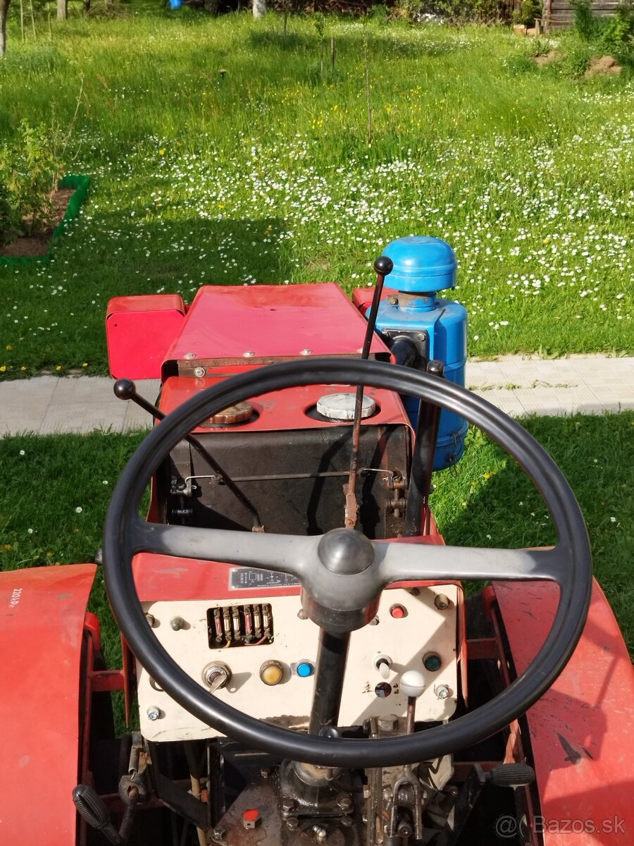 Malotraktor TZ-4K-14-B
