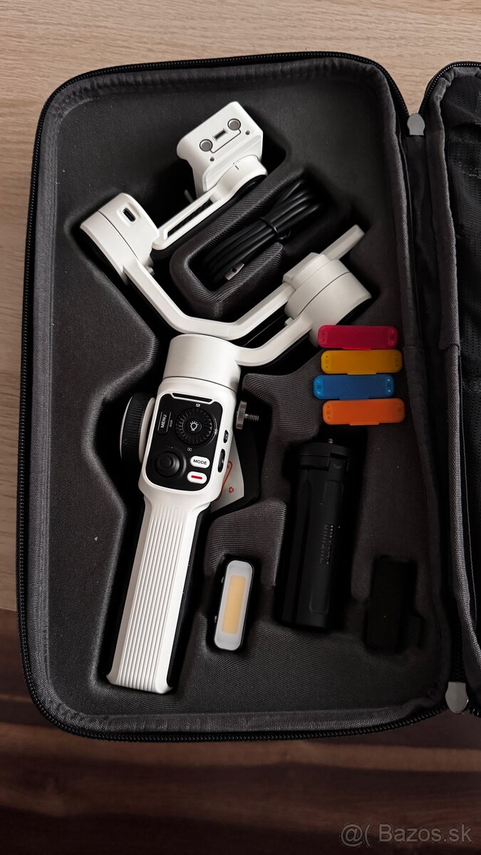 Gimbal na mobil Zhiyun Smooth 5S combo