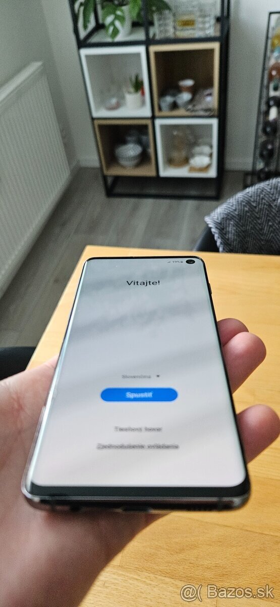 Samsung S10 s púzdrom