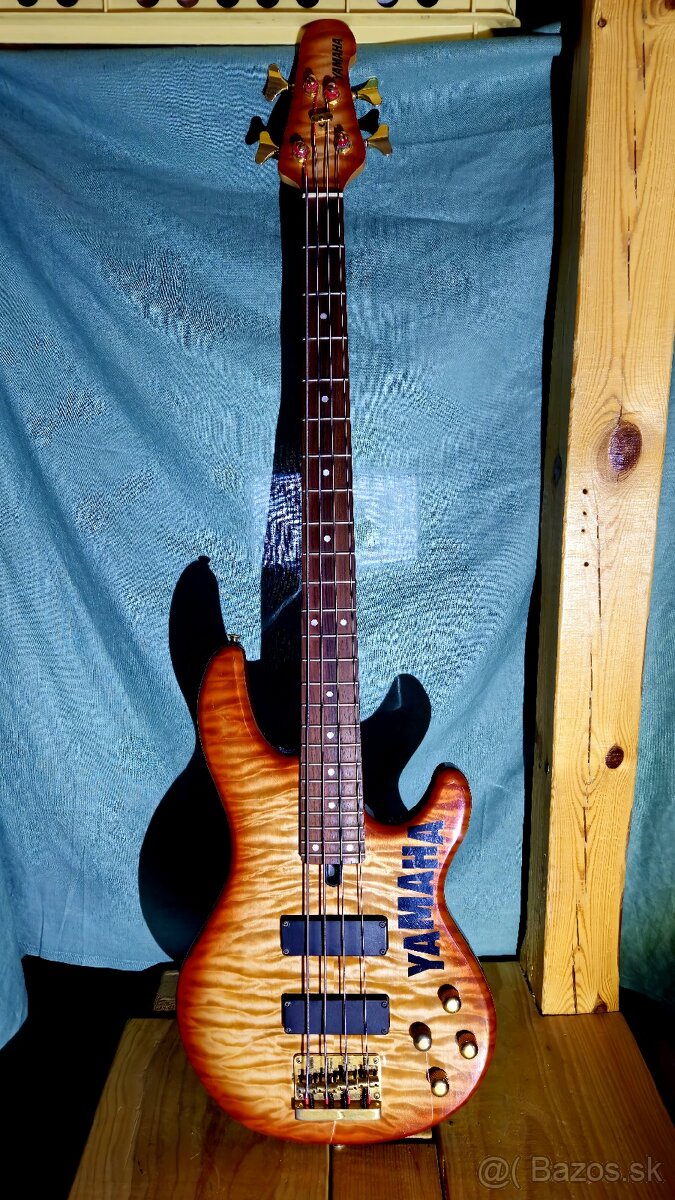 Yamaha BBG4A Basgitara