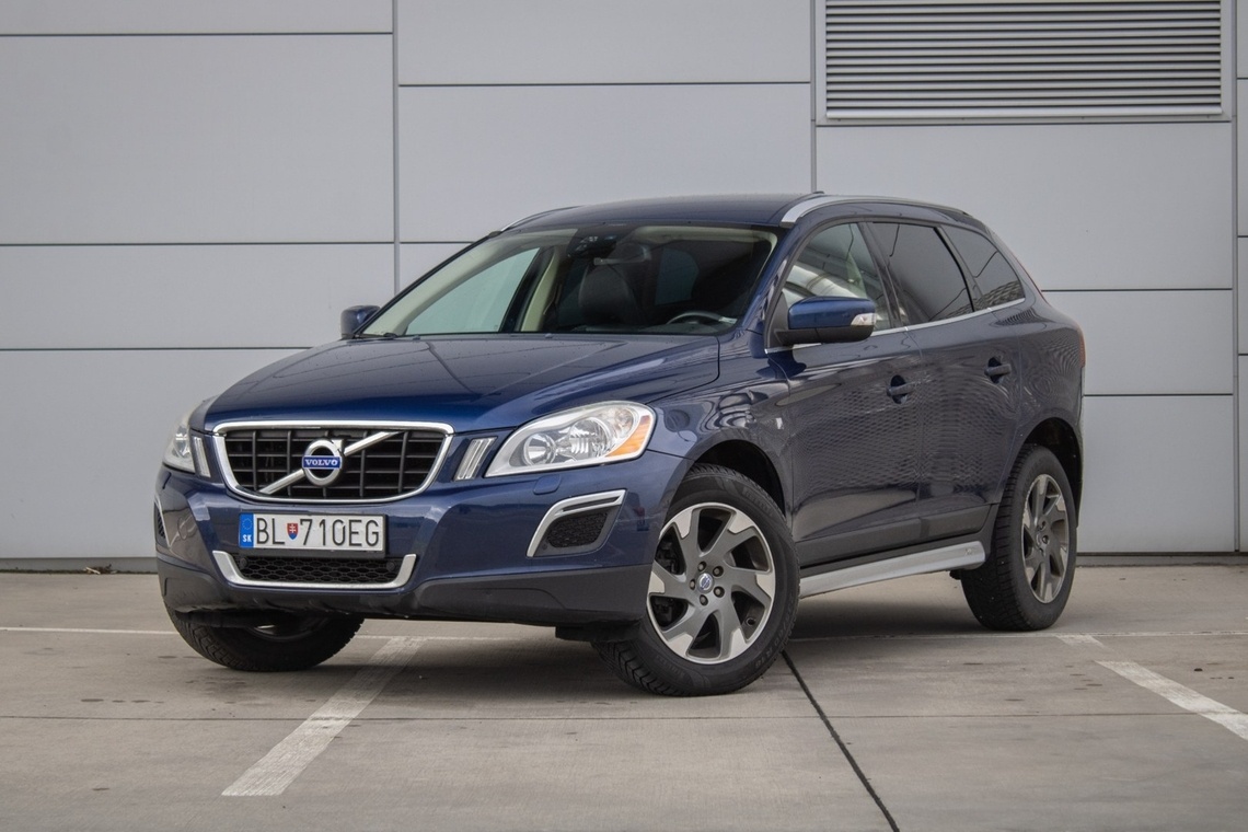 Volvo XC60 D5 AWD Momentum