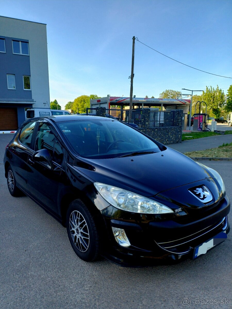 Peugeot 308 1.6 16V 88kw Exlusive Nová STK a EK