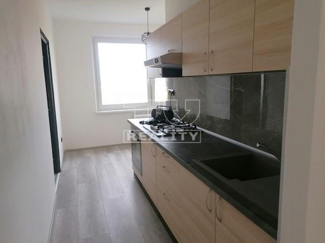 NA PREDAJ 2-IZBOVÝ BYT V DUBNICI NAD VÁHOM S VÝMEROU 64 M2