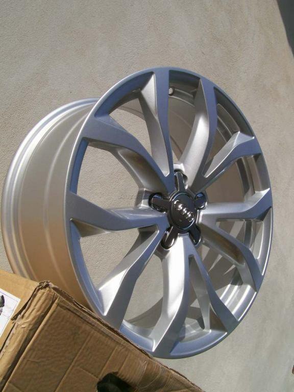 AUDI R18 hliníkové disky 5x112 ET42