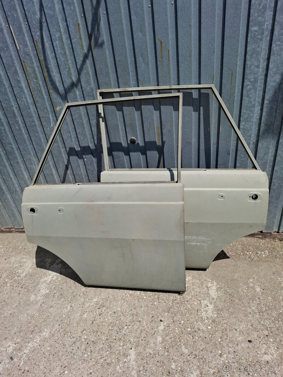 Wartburg zadné dvere
