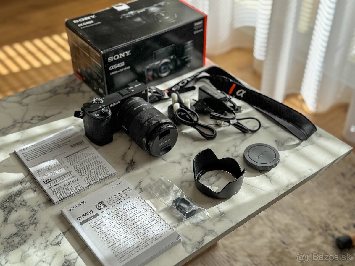 Sony Alpha A6400 + E 18–135 mm f/3.5–5.6 OSS