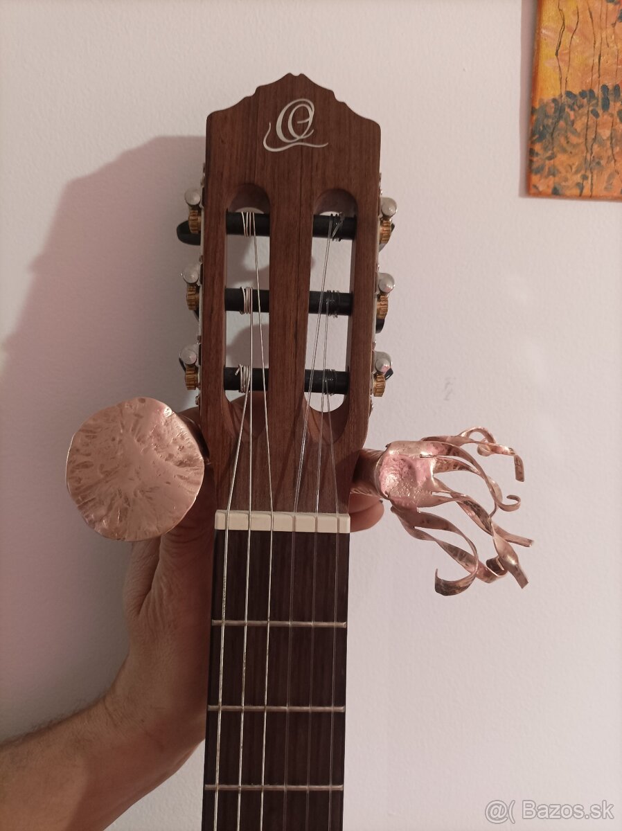 Držiak na gitaru hand made