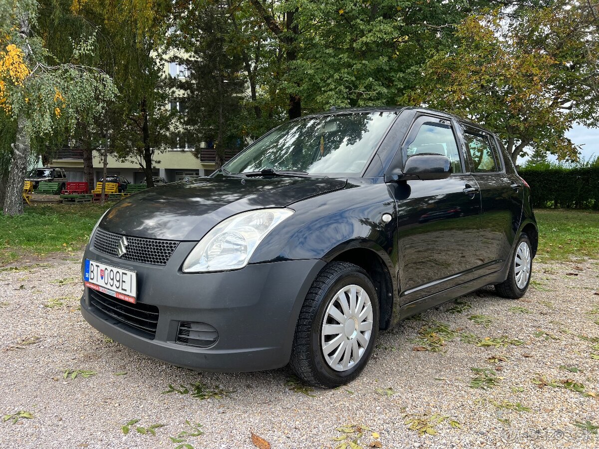 Suzuki Swift 1.3 16V benzín manuál