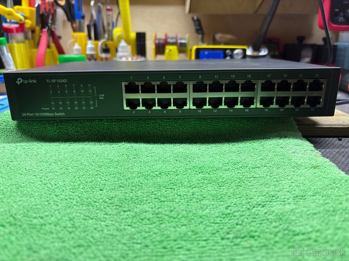Predám TP-Link TL-SF1024D 24-Port 10/100Mbps