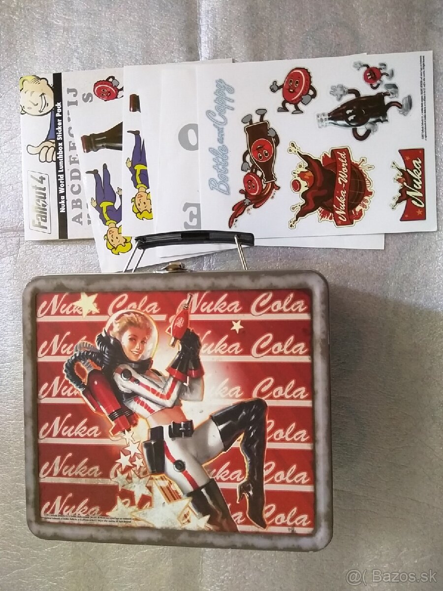 Fallout 4 - lunchbox a nálepky