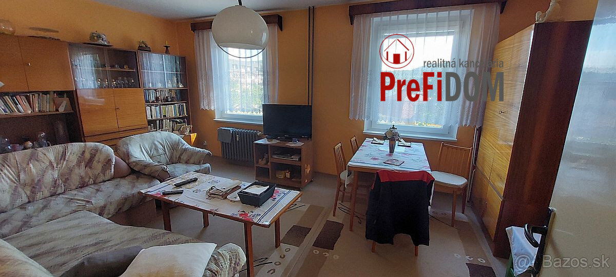 PREDAJ veľký 4 izbový byt Žarnovica. Výmera bytu 80m2.