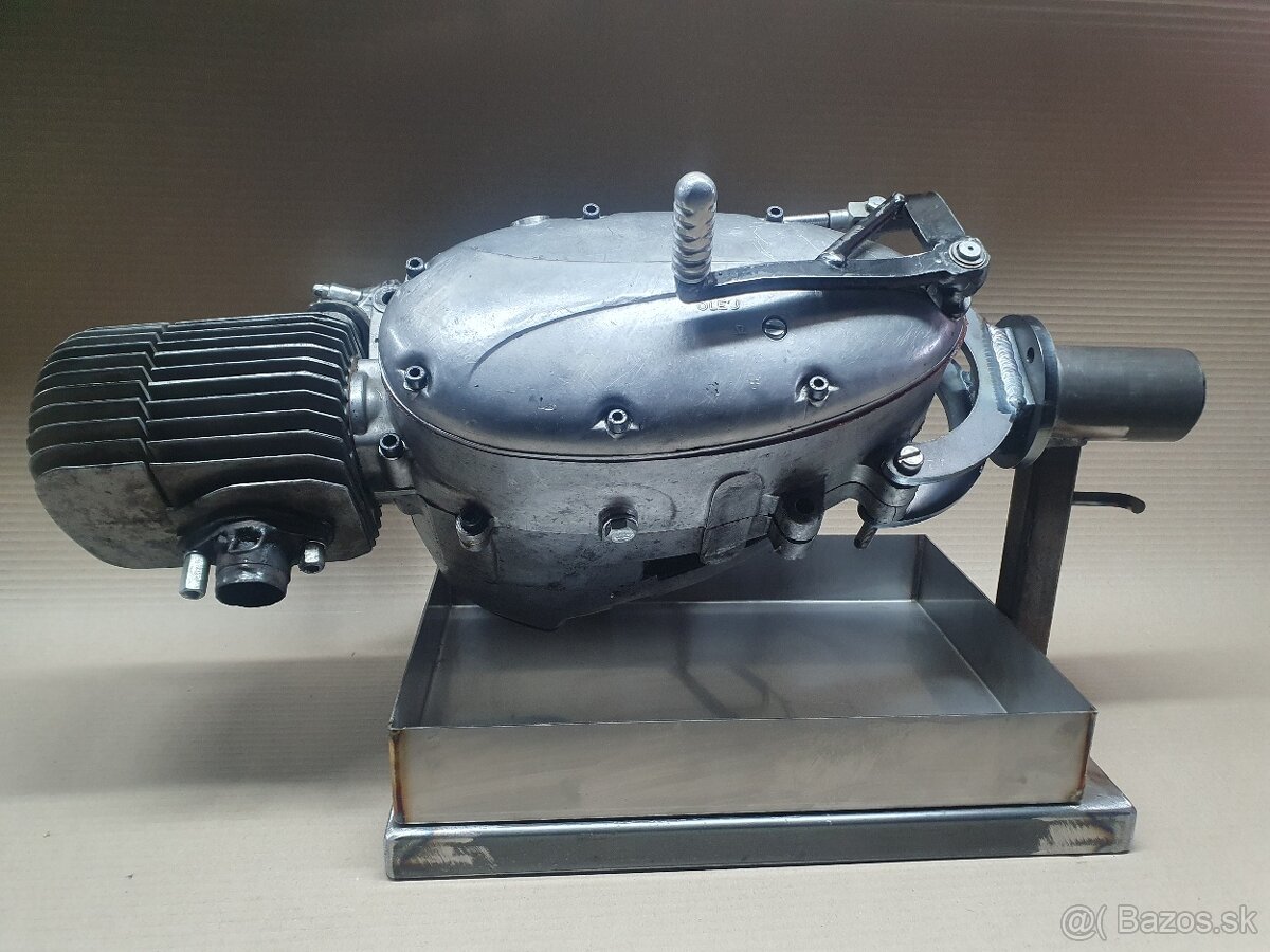 Jawa 50 pionýr, babetta, jawetta polohovadlo na GO motoru