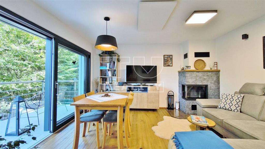 Luxusná, celoročná chata • moderné technológie v srdci...