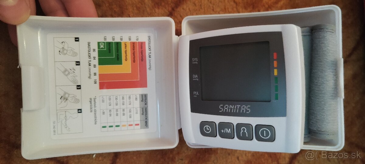 Tlakomer na zapästie