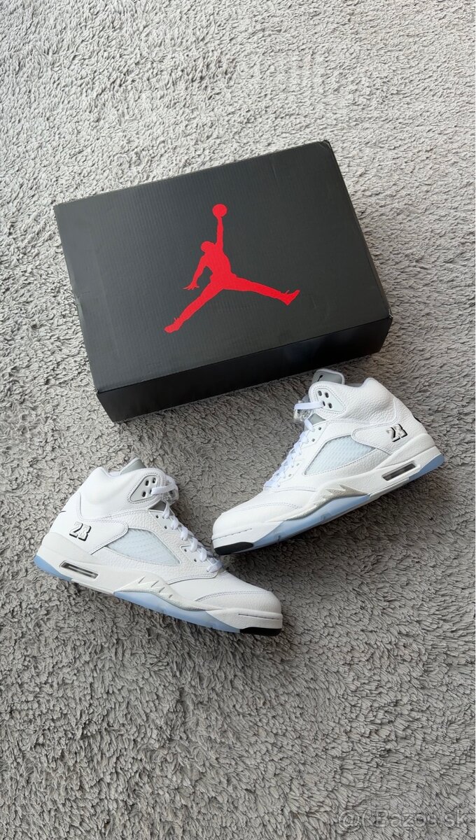 Jordan 5 Retro White Metallic (2026)