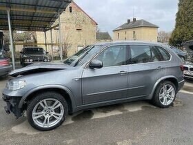 Prodám náhradní díly z BMW X5 e70 M50D 280kw N57D30C 2013