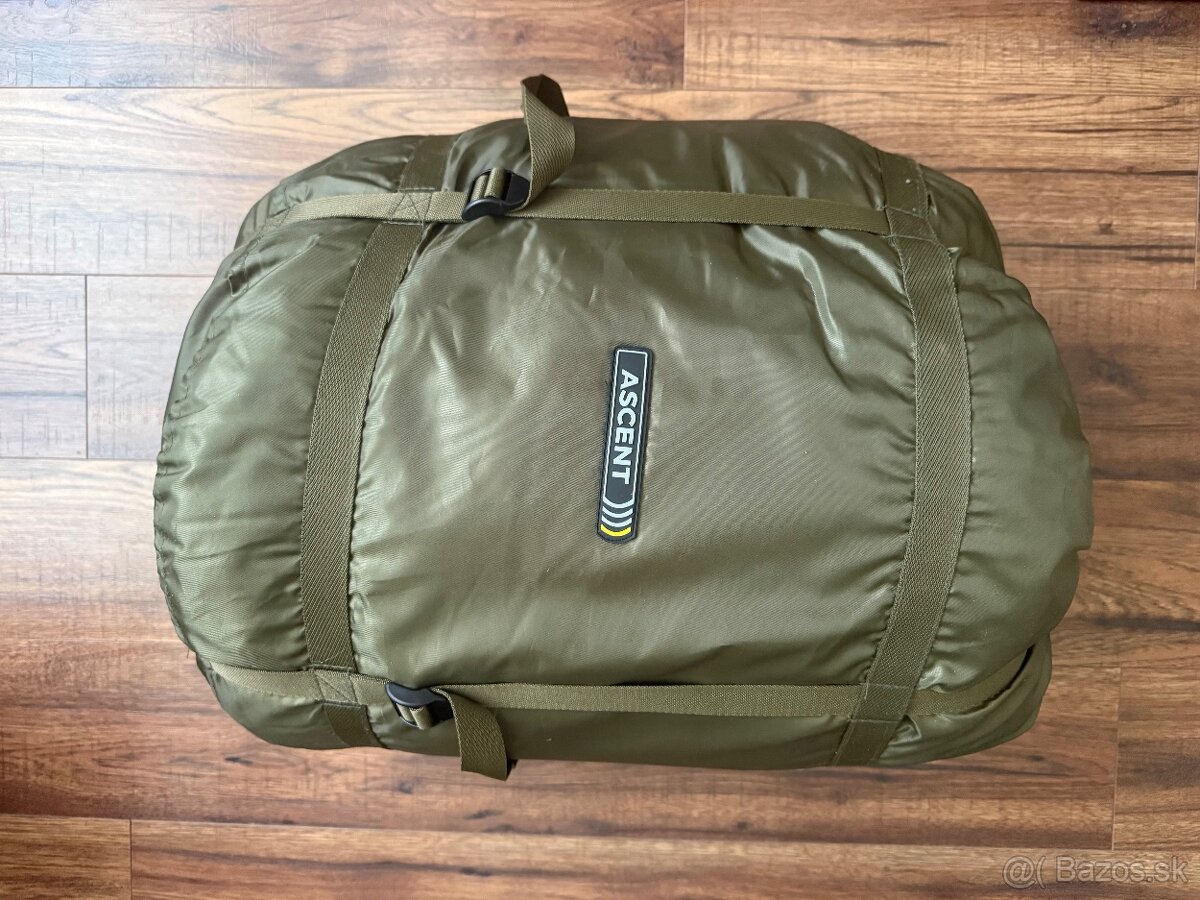 Spacák Avid Carp Ascent RS Camo XL