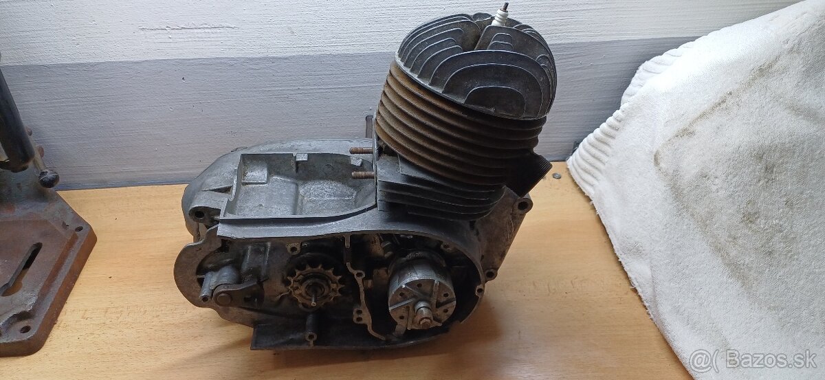 Motor