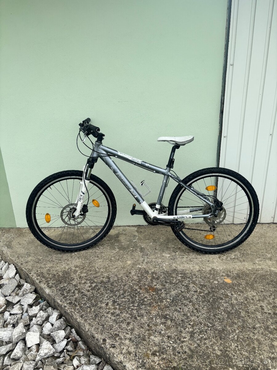 Dámsky dievčenský horský bicykel 3x9