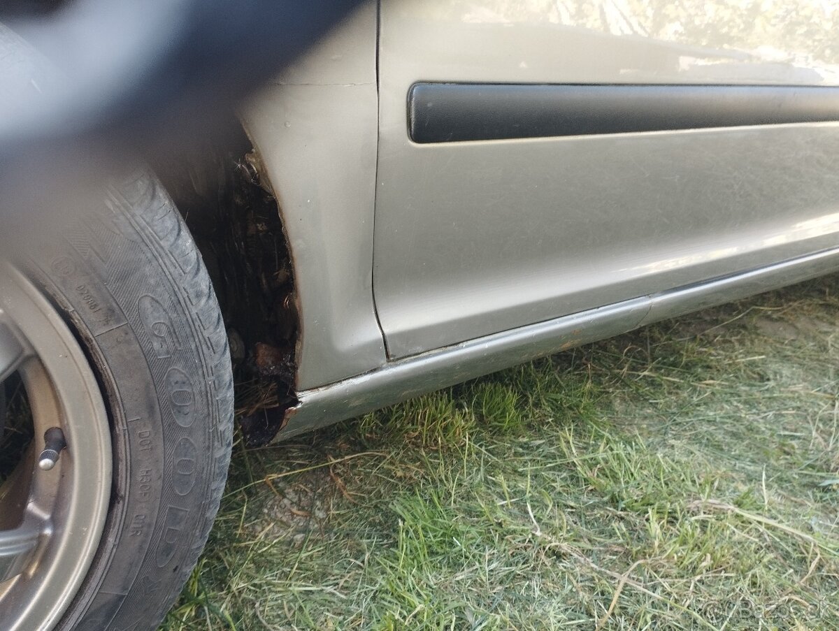 Predám Škoda Octavia ll.2,0 FSI ,110Kw
