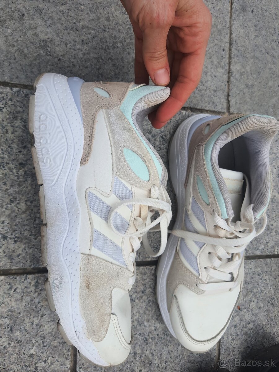 Damske tenisky Adidas 39
