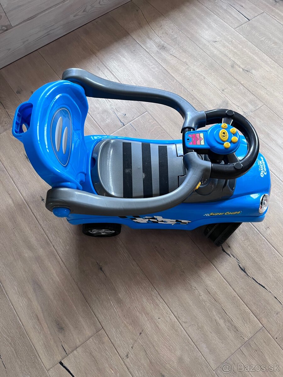 Hracie autíčko / odrážadlo
