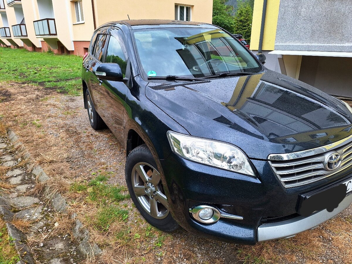 toyota Rav 4,2,2 4x4 diessel,110kw,manual