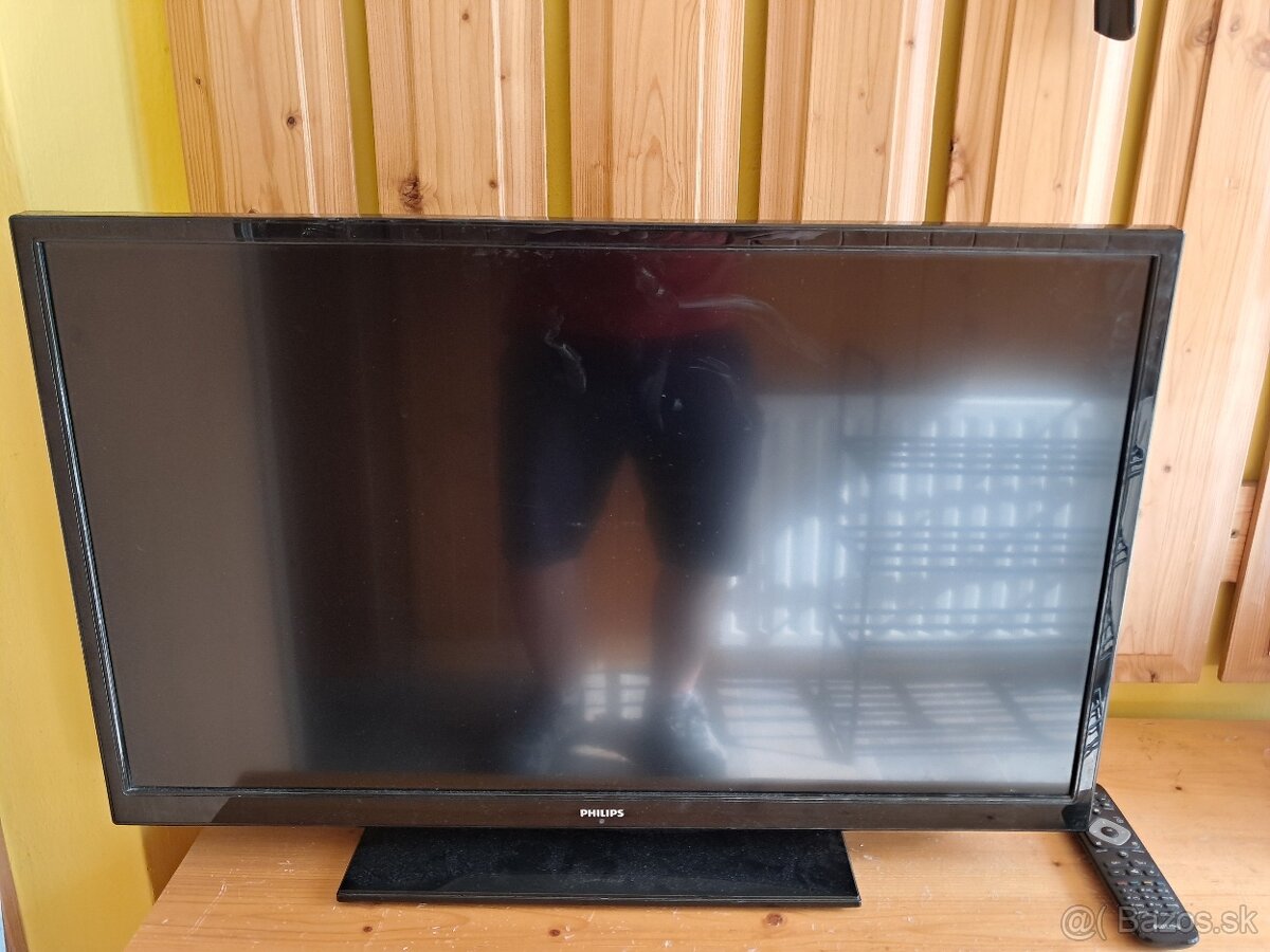 Predám televízor Philips PFL3008H/12