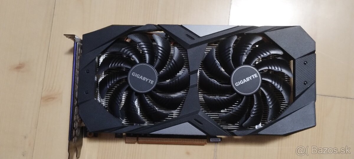 GIGABITE RX5600XT 6GB