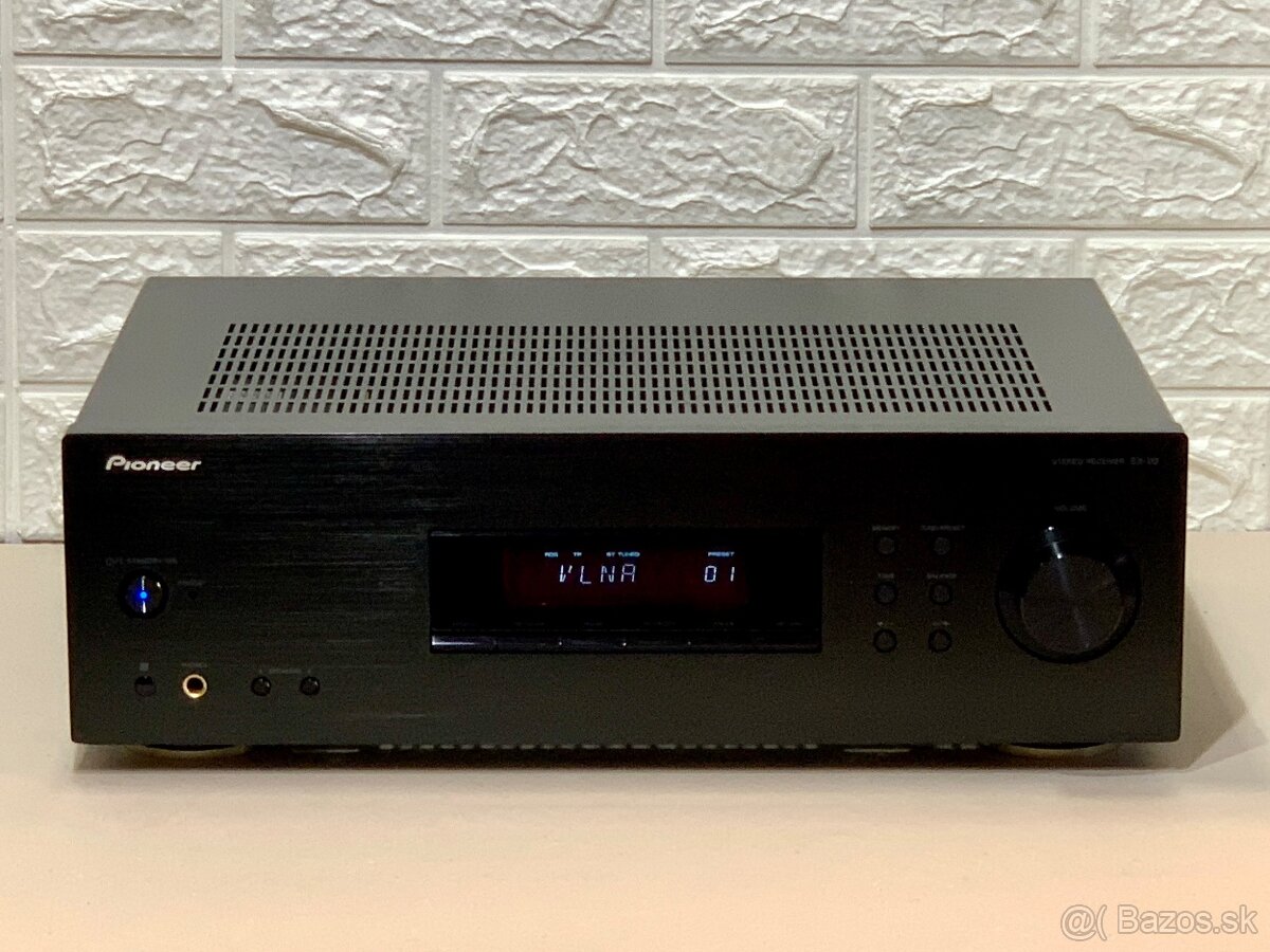 Pioneer SX-20 …. Stereo receiver