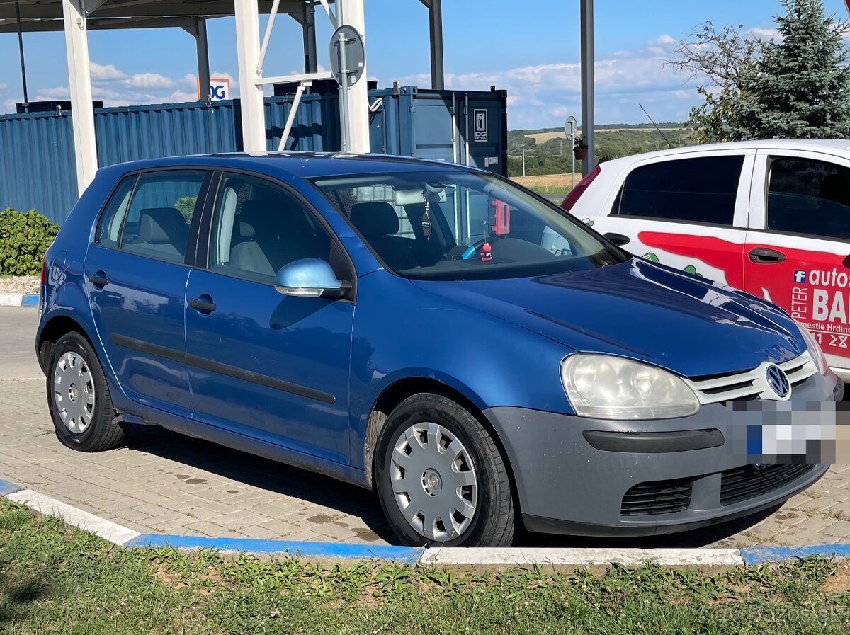 VW GOLF V 1.4 BENZÍN