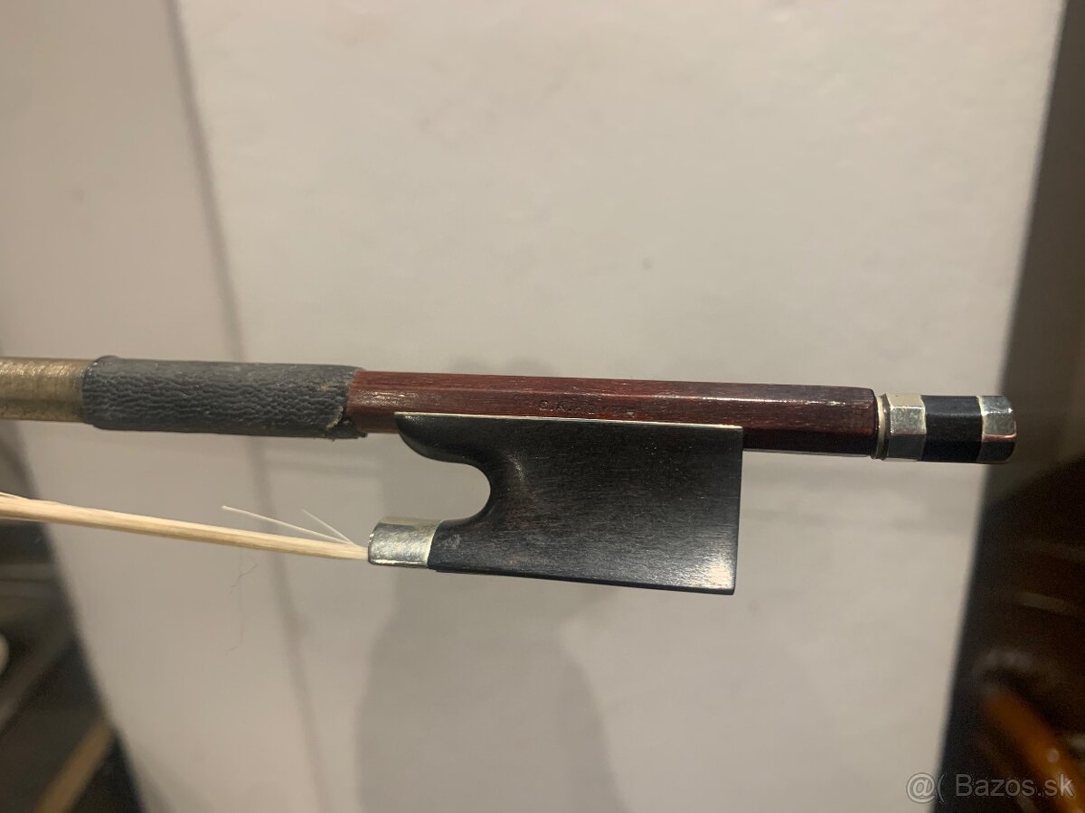 4/4 houslový smyčec