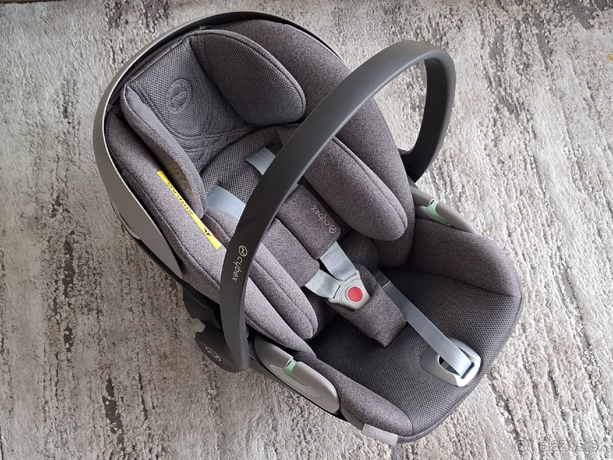 Cybex Cloud T+ i-size