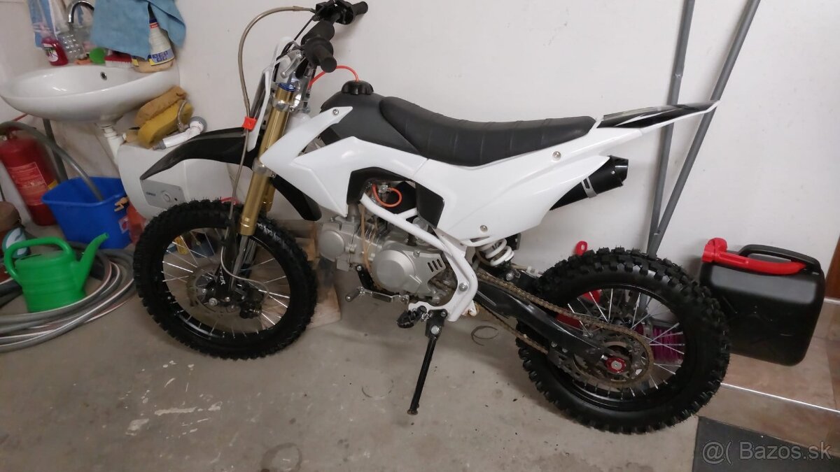 Pitbike 125ccm MiniRocket Motors CRF110