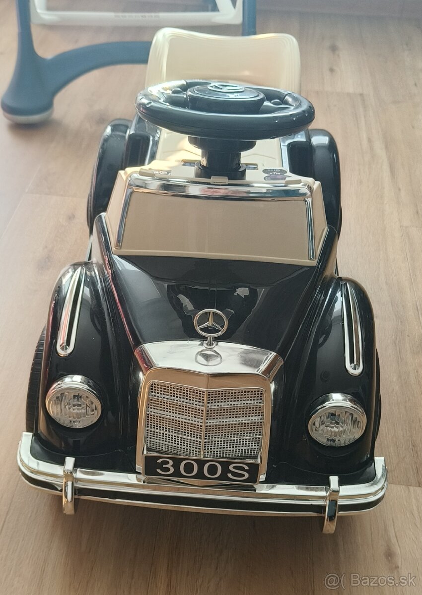 Odrazadlo Mercedes Benz 300S