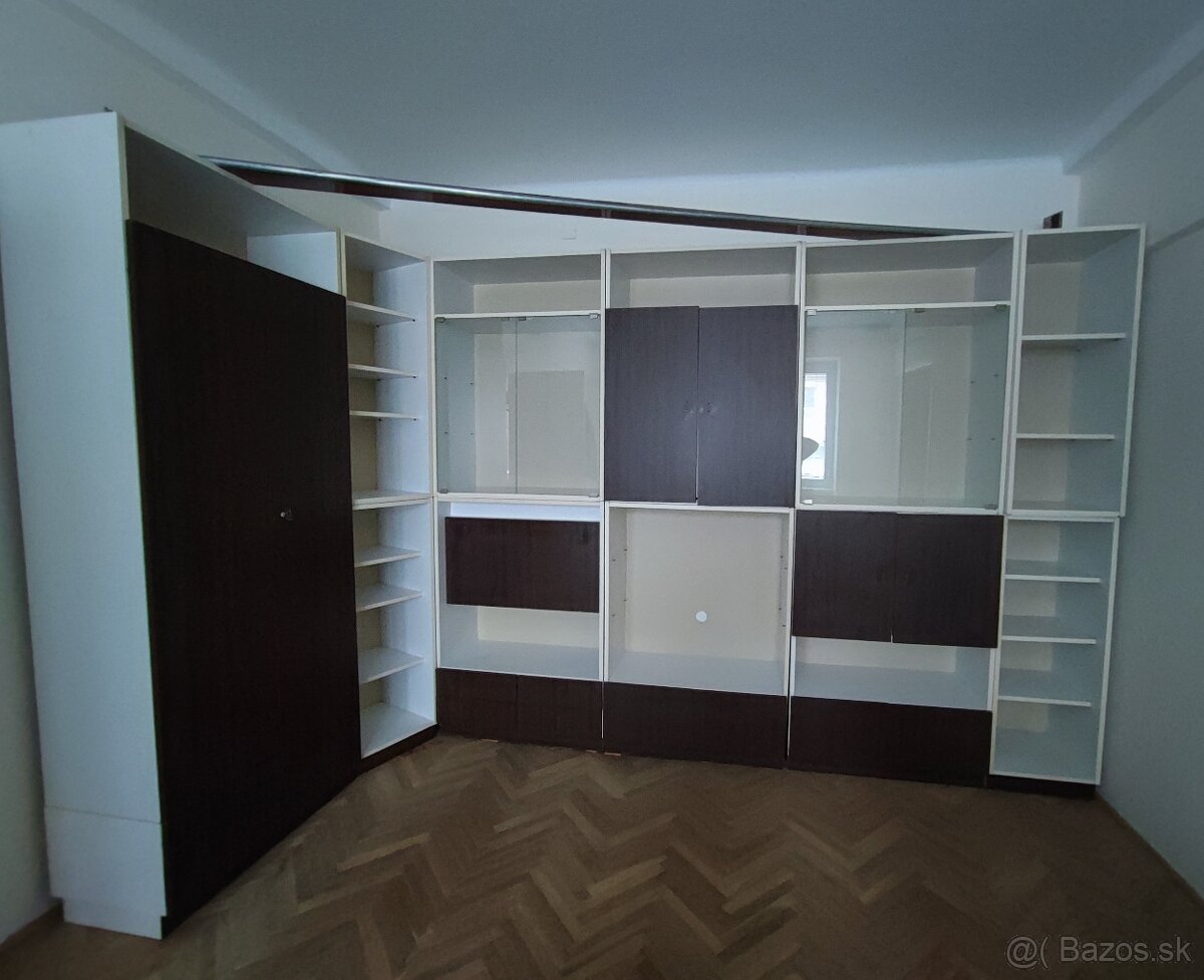 Stará obyvackova stena