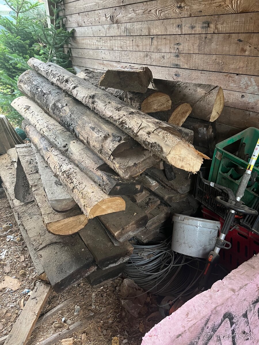 Staré drevo (polotrám)