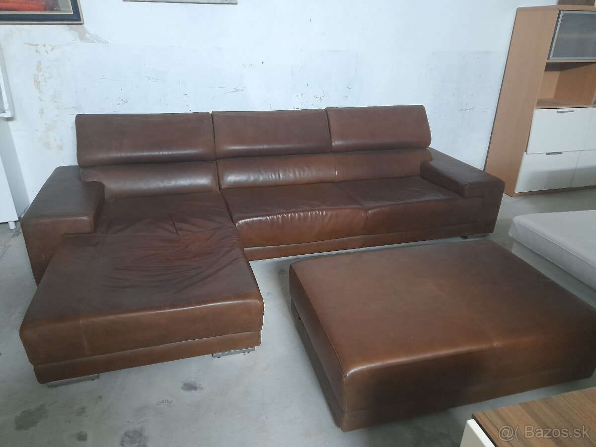 kožena rohova sedačka