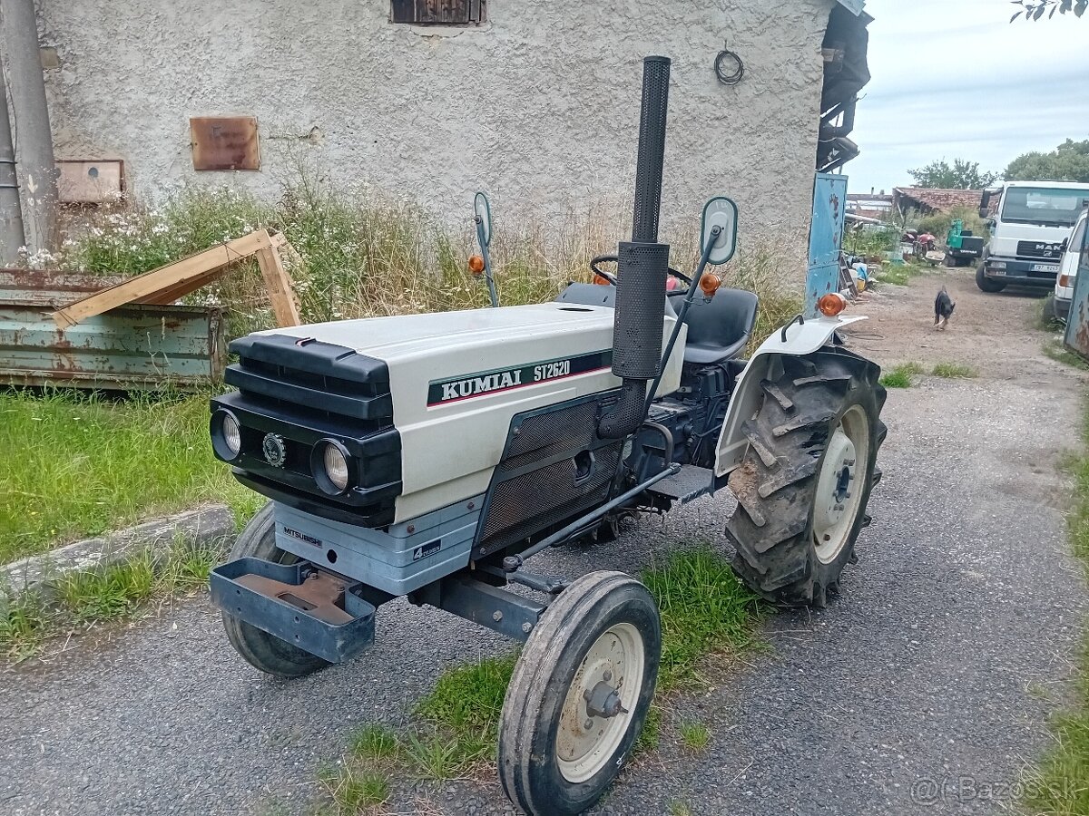 Traktor Satoh 26 HP