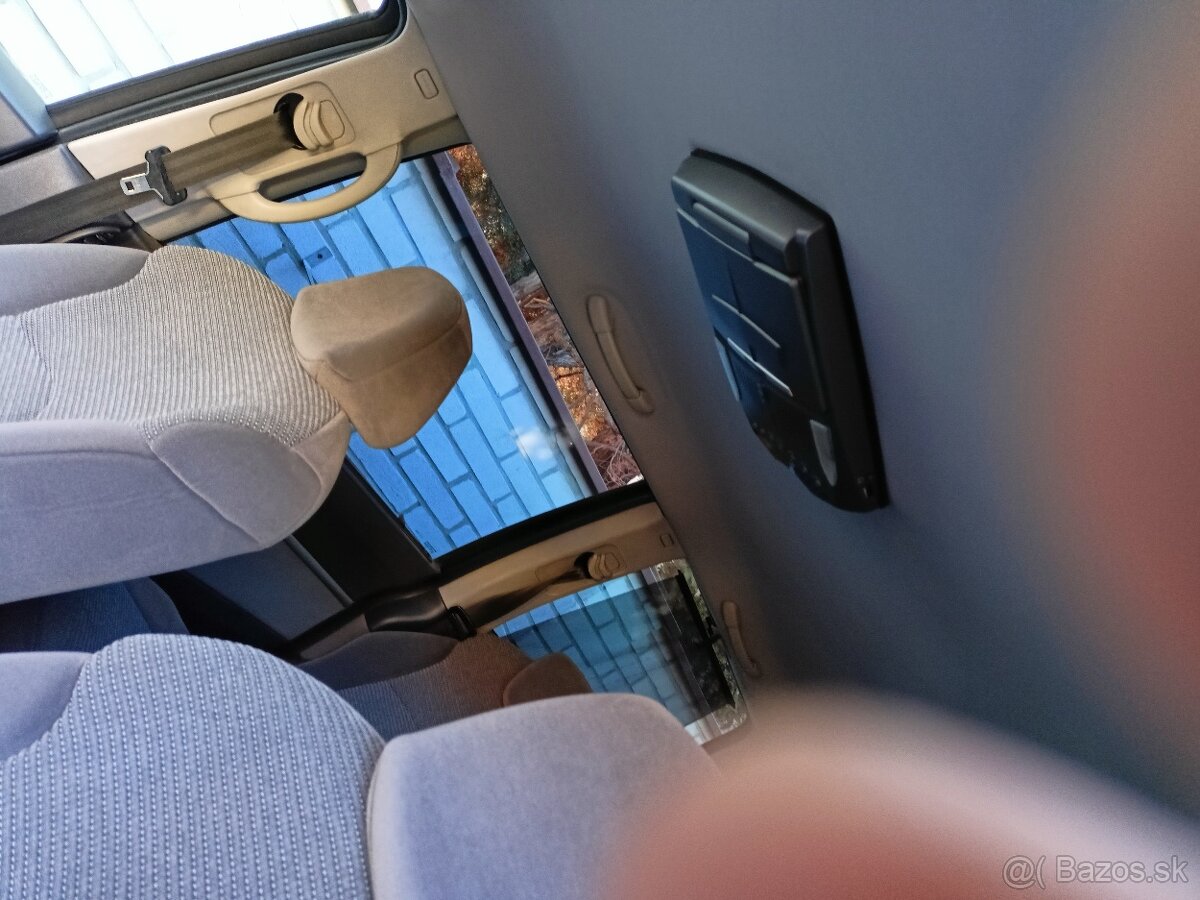 Predám Peugeot 807 2 l 88kw