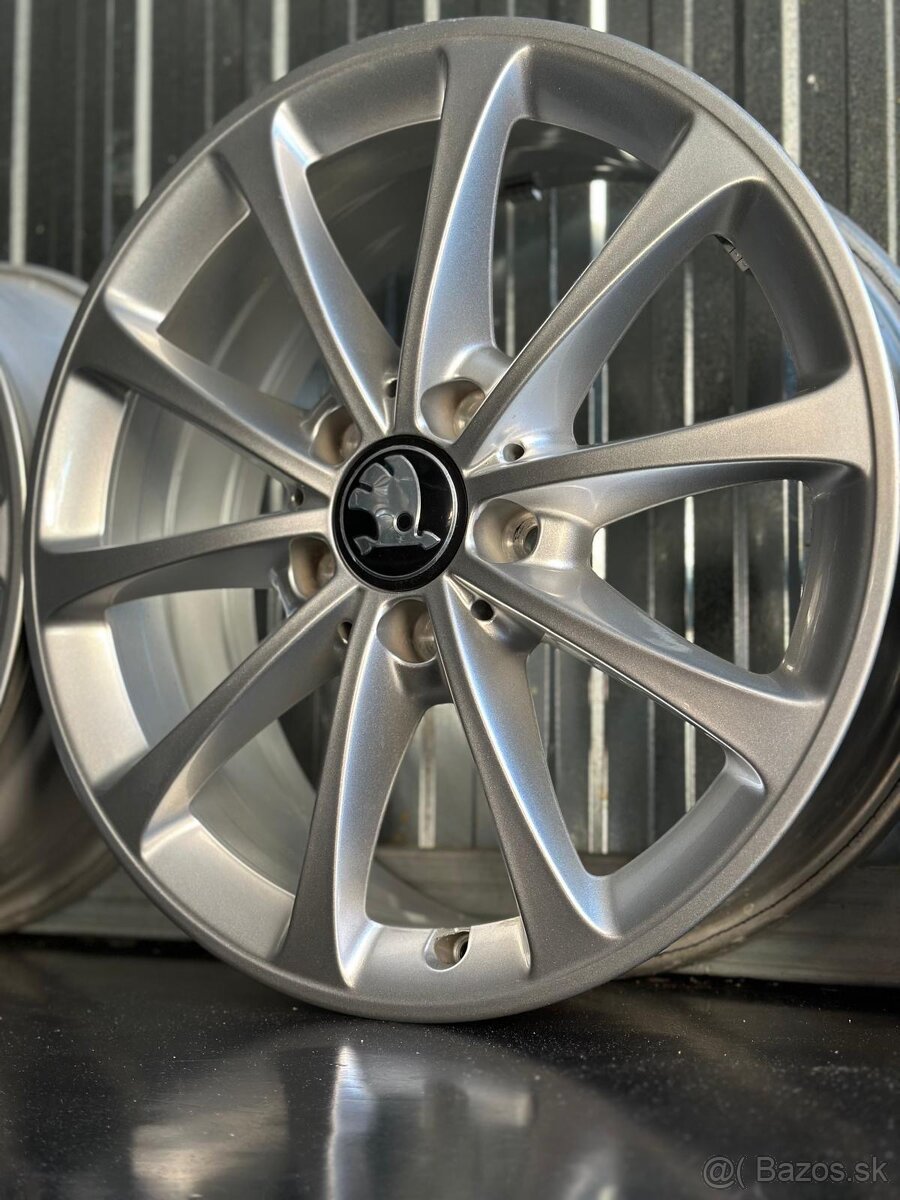 #32 Elektróny originál Škoda r17