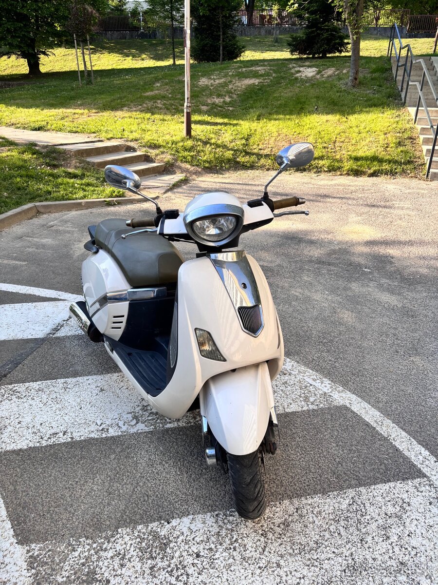 Skúter Bellagio BT49QT-9, 50ccm 4T
