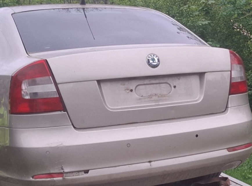 Ponúkam na predaj piate dvere na škoda octavia II