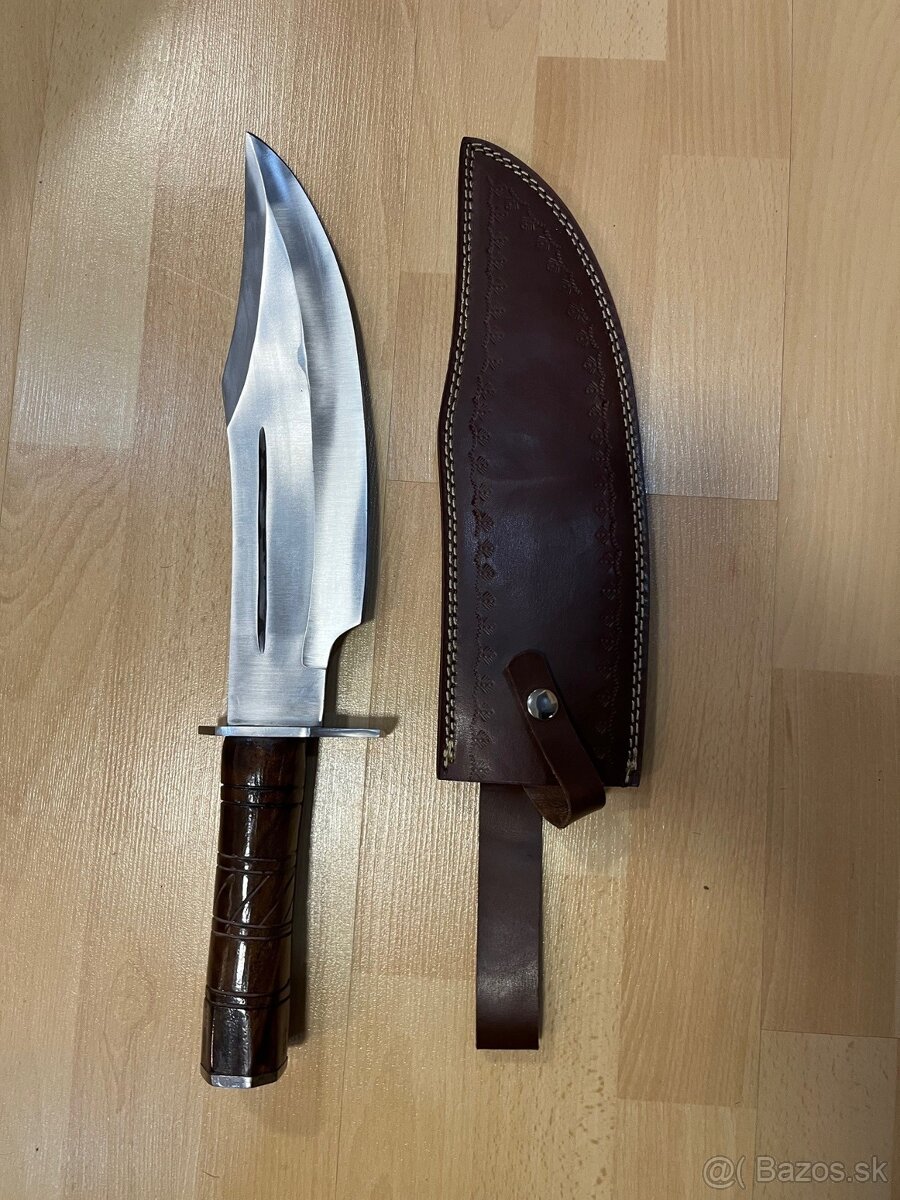 NESKUTOČNÝ LOVECKÝ NOŽ - DLŽKA ČEPELE 30 cm