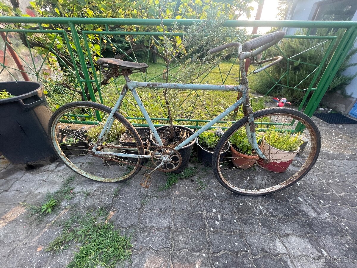 Starý retro bicykel