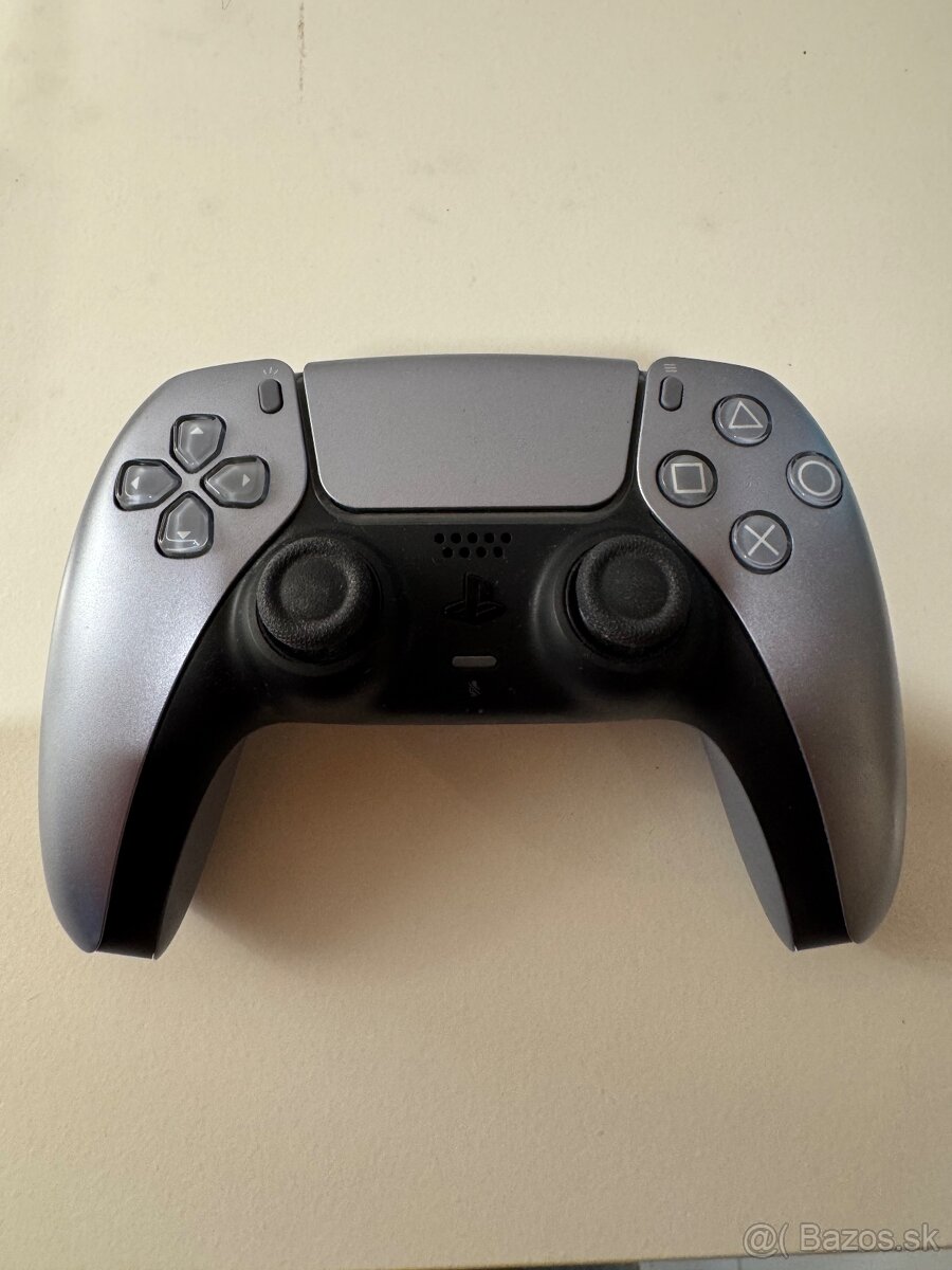 Ovládač na PS 5
