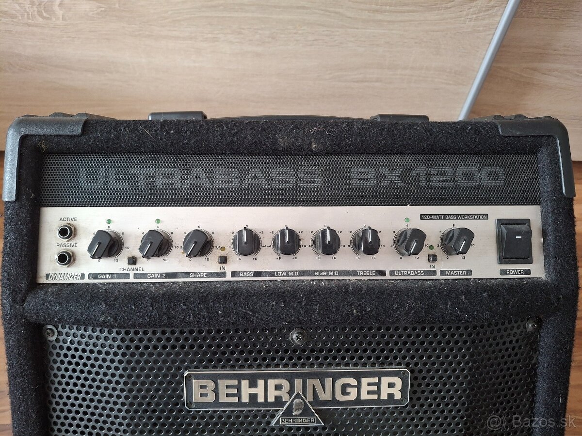 Bass kombo Behringer