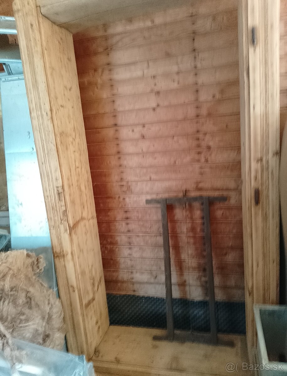 Predám starodávne kastlove okná