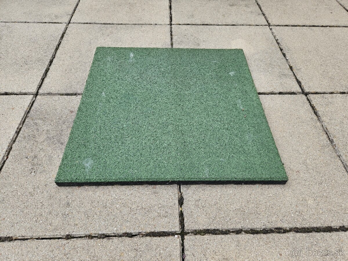 Predám gumovú dlažbu 50x50x2,5cm